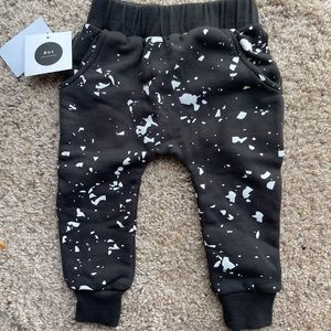 NWT DOT Australia TODDLER BOYS 2T Joggers